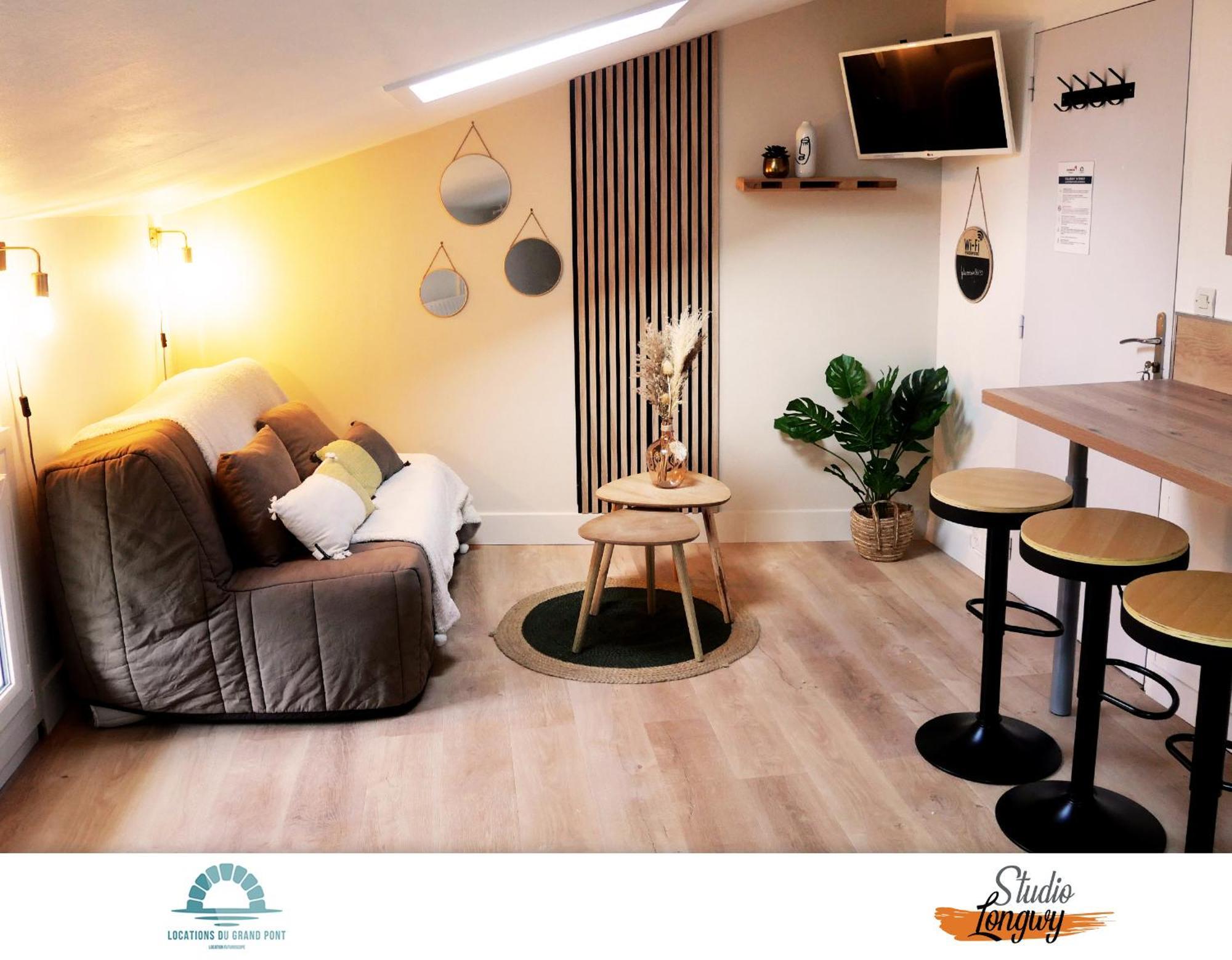 Locations Du Grand Pont - Appart Hotel Poitiers - Futuroscope شاسنوي دي بويتو المظهر الخارجي الصورة